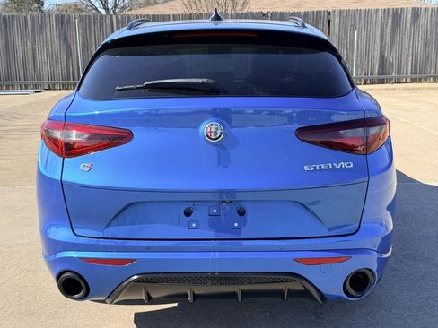 Used 2022 Alfa Romeo Stelvio Veloce image 6