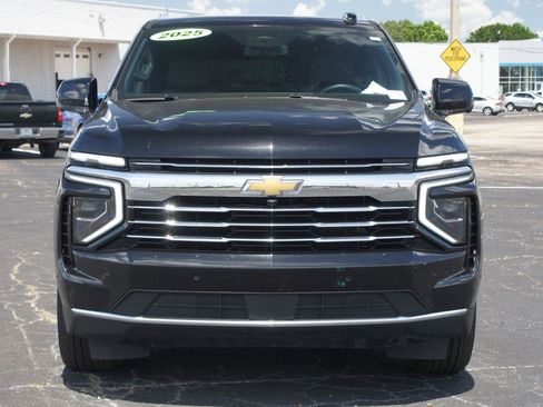 Used 2025 Chevrolet Tahoe LT RWD image 24