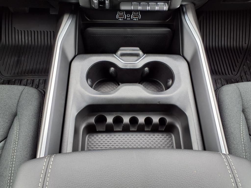 New 2025 RAM 1500 Big Horn AWD/4WD image 16