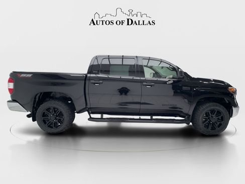 Used 2020 Toyota Tundra SR5 w/ SR5 Leather Package image 6