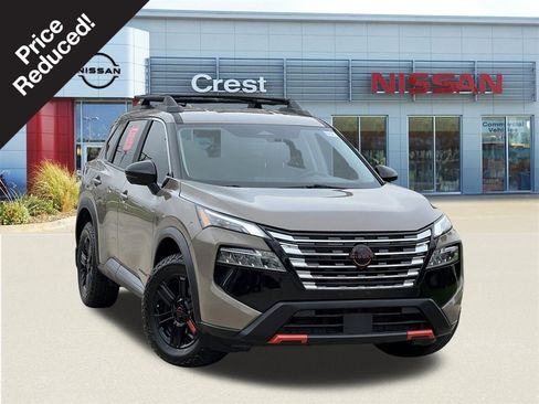 Used 2025 Nissan Rogue SV w/ Rock Creek Premium Package image 1