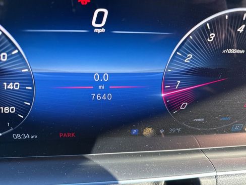 Used 2025 Mercedes-Benz GLE 350 4MATIC image 9