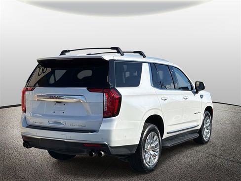 Used 2023 GMC Yukon Denali w/ Advanced Technology Package image 2
