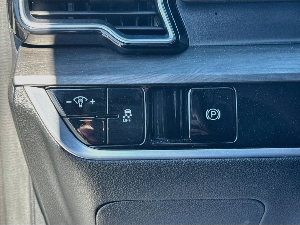 Certified 2023 Kia Sportage X-Line AWD/4WD image 13