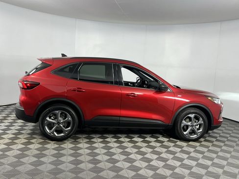 Used 2025 Ford Escape ST-Line image 3