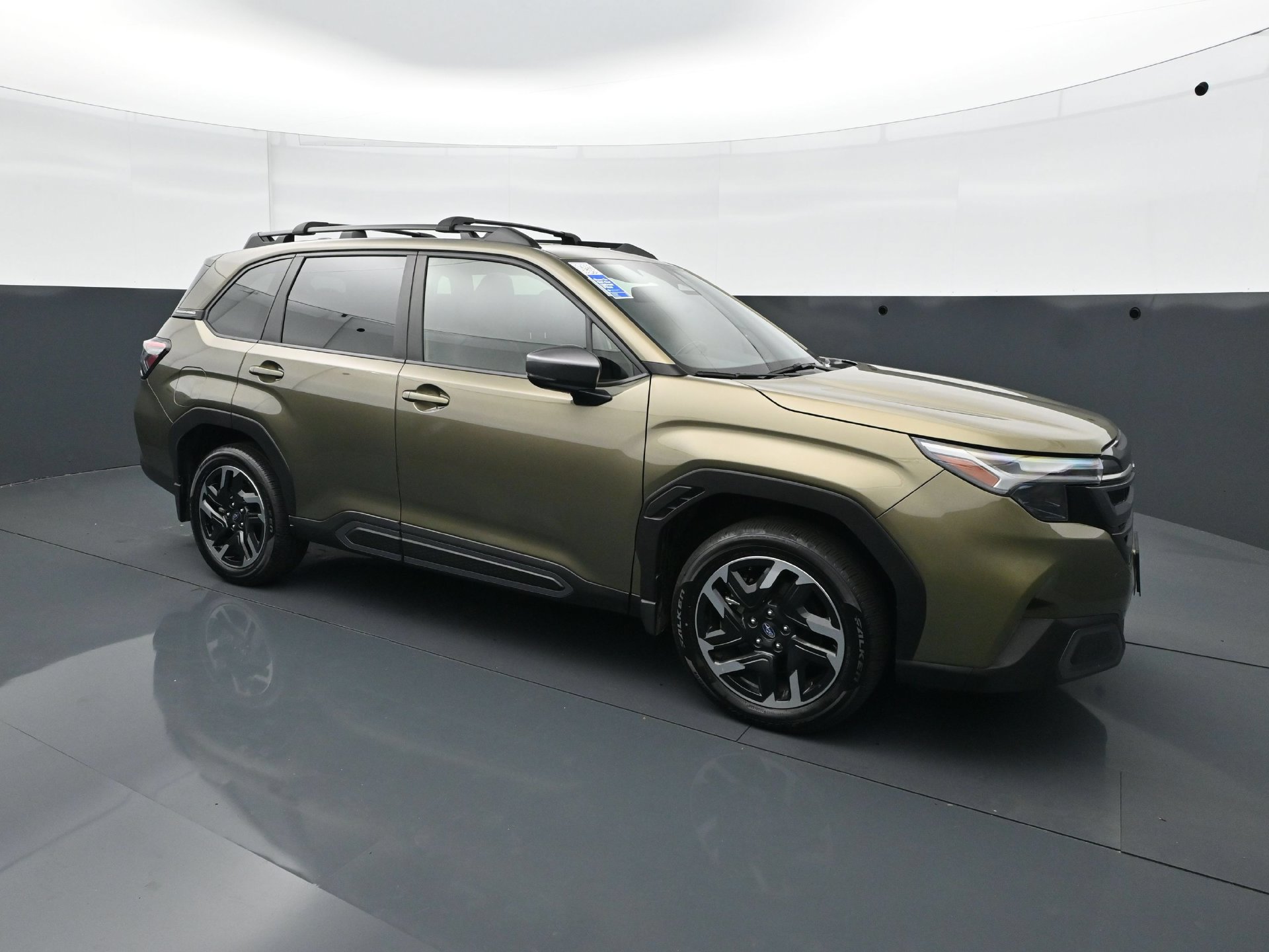 Used 2025 Subaru Forester Limited AWD/4WD image 9