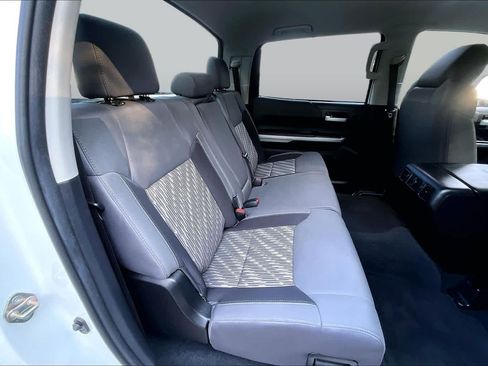 Certified 2020 Toyota Tundra SR5 w/ TRD Off-Road Package AWD/4WD image 18