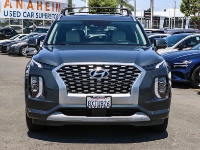 Used 2022 Hyundai Palisade Limited w/ Winter Package