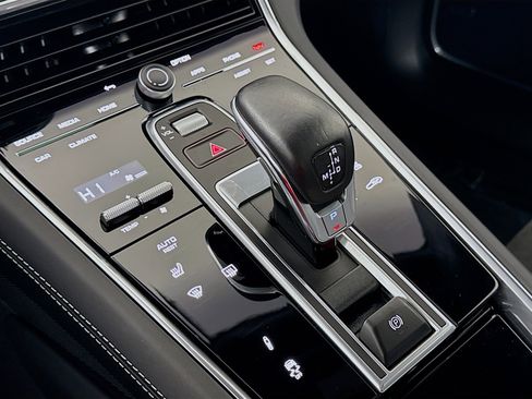 Certified 2023 Porsche Panamera GTS image 20