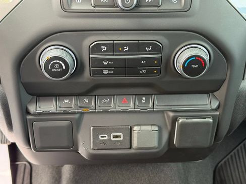 Used 2024 Chevrolet Silverado 1500 Custom w/ LPO, Dark Essentials Package AWD/4WD image 19