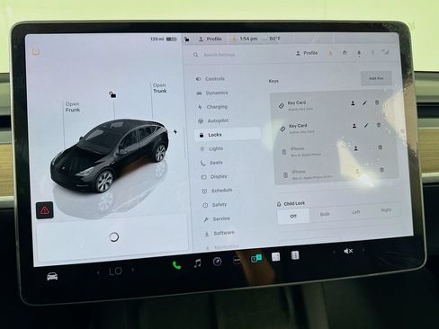 Used 2023 Tesla Model Y Long Range AWD/4WD image 25
