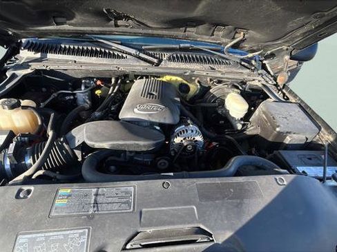 Used 2005 GMC Sierra 1500 SLT w/ Light Duty Power Package image 28