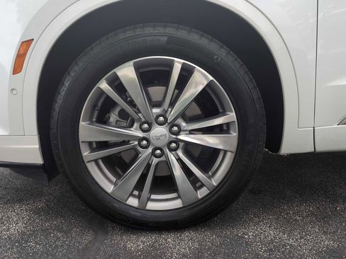 Used 2024 Cadillac XT6 Premium Luxury w/ Platinum Package AWD/4WD image 35