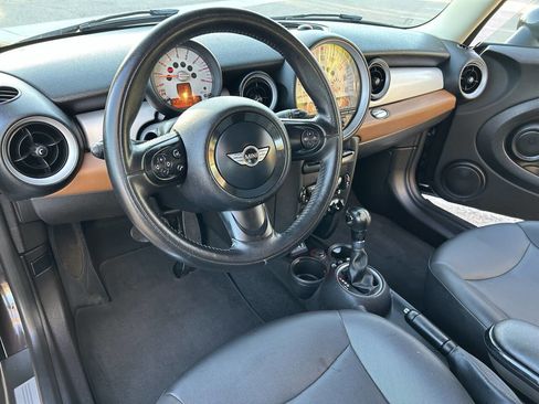 Used 2013 MINI Cooper Hardtop image 8