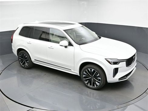 New 2026 Volvo XC90 B6 Ultra image 45