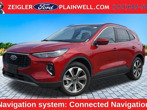 Used 2023 Ford Escape Platinum w/ Premium Technology Package AWD/4WD image 1