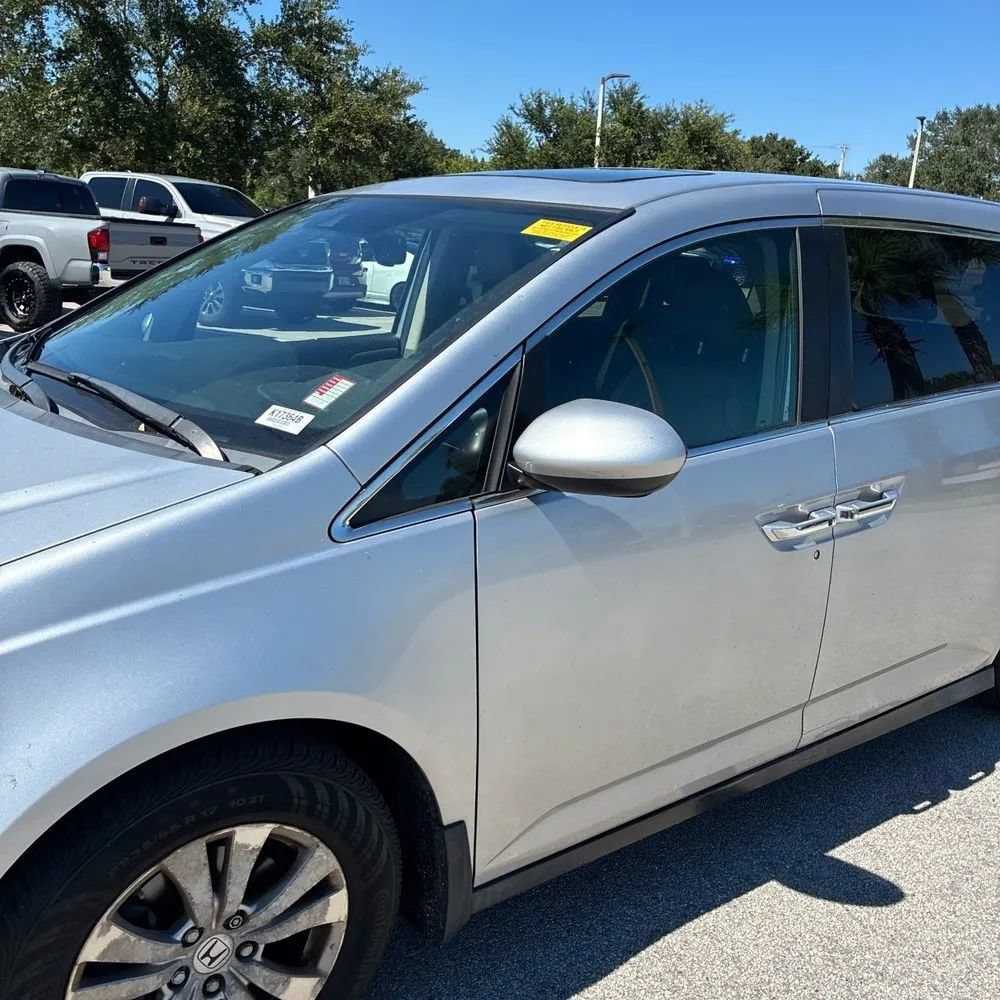 Used 2014 Honda Odyssey EX-L image 2