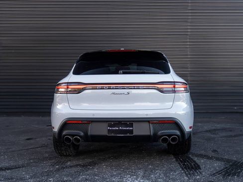 New 2026 Porsche Macan S image 11