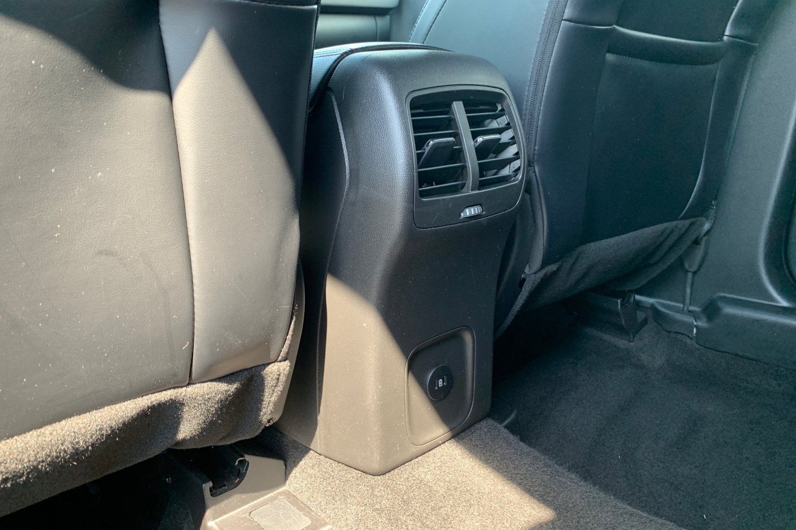 Used 2025 Ford Escape ST-Line FWD image 16