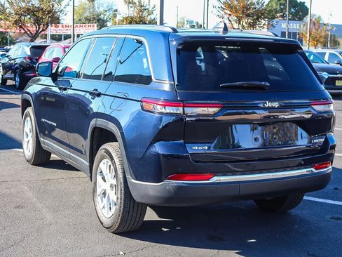 Used 2023 Jeep Grand Cherokee Limited w/ Trailer Tow Prep Group (B) image 7