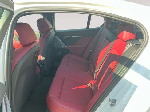 New 2026 BMW 530i xDrive w/ Premium Package image 13