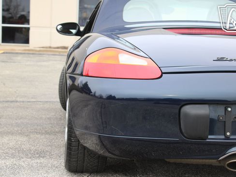 Used 1998 Porsche Boxster RWD image 38