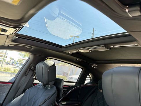 New 2026 Mercedes-Benz Maybach S 580 Maybach S 580 4MATIC Sedan image 24