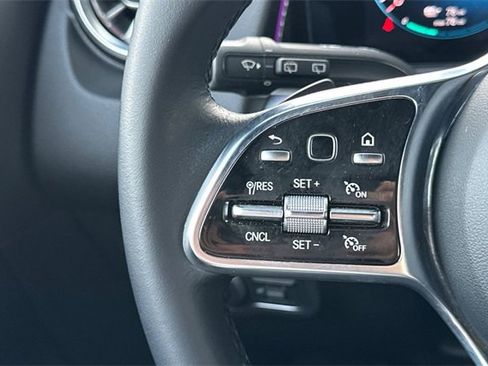 Used 2023 Mercedes-Benz EQB 300 4MATIC w/ Exclusive Package image 29