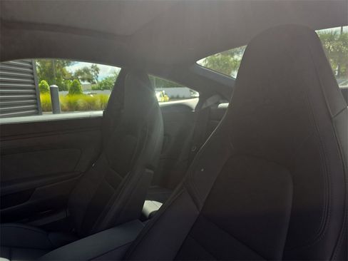 Used 2025 Porsche 911 Carrera 4 GTS image 5