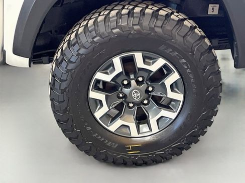 Used 2023 Toyota Tacoma TRD Off-Road image 29