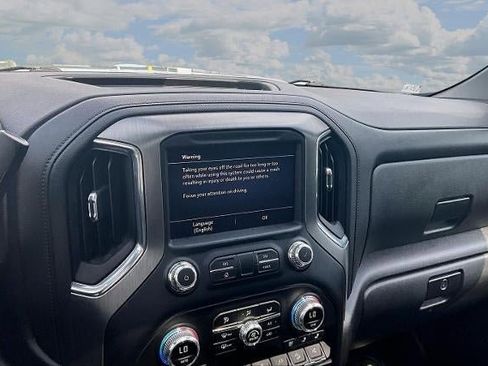 Used 2021 GMC Sierra 2500 Denali w/ Denali Ultimate Package AWD/4WD image 15
