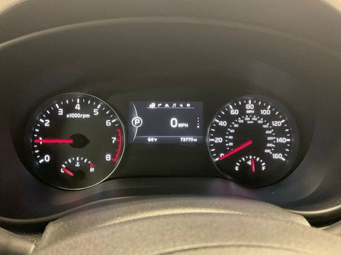 Used 2017 Kia Sportage SX image 2