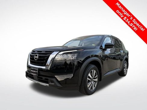 Certified 2024 Nissan Pathfinder SL AWD/4WD image 1