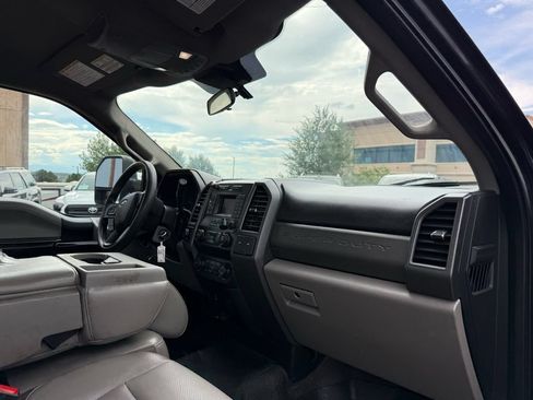 Used 2021 Ford F250 XL w/ Power Equipment Group AWD/4WD image 19