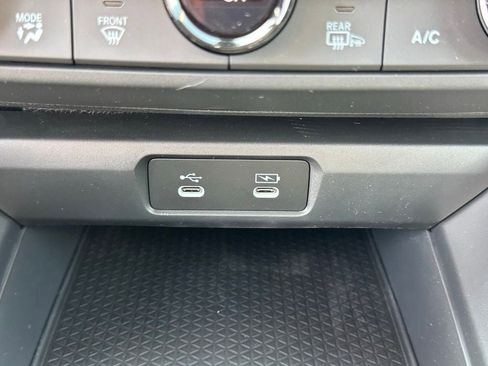 New 2025 Honda Accord SE image 27