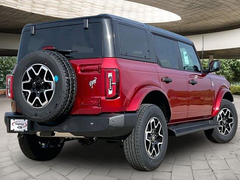 New 2026 Ford Bronco Outer Banks AWD/4WD image 17