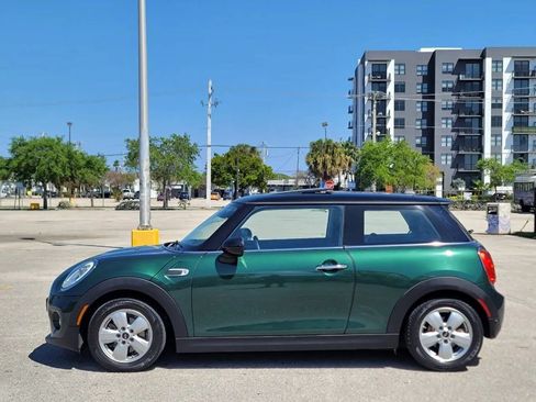 Used 2018 MINI Cooper 2-Door Hardtop FWD image 9