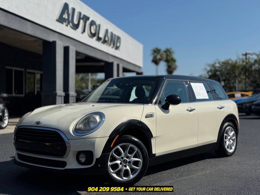 Used 2016 MINI Cooper Clubman FWD image 1