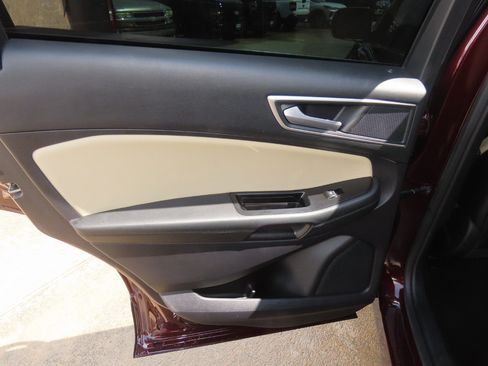 Used 2020 Ford Edge SEL w/ Convenience Package FWD image 20