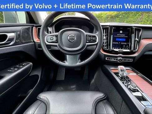 Certified 2023 Volvo XC60 B5 Ultimate w/ Protection Package Premier AWD/4WD image 7