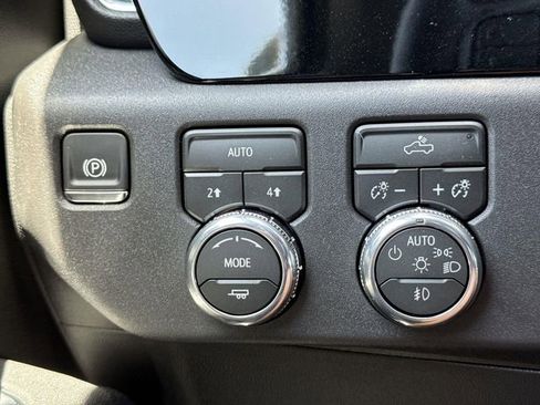 New 2026 GMC Sierra 1500 Elevation AWD/4WD image 16