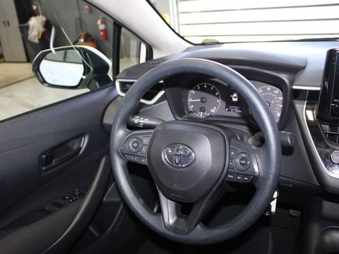 Used 2024 Toyota Corolla LE image 22