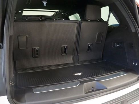 Certified 2024 Cadillac Escalade Sport w/ LPO, ONYX Package image 29