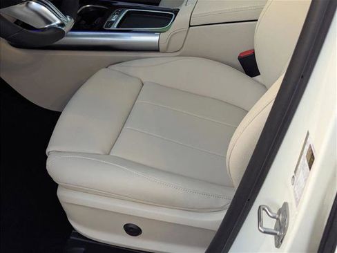 New 2025 Mercedes-Benz GLA 250 image 4