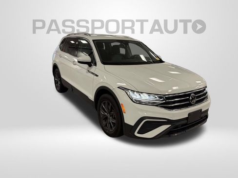 Used 2022 Volkswagen Tiguan SE FWD image 6