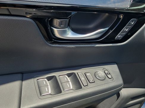 Used 2024 Honda CR-V EX-L image 23