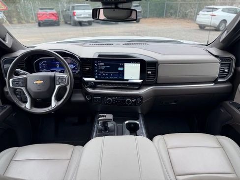 Certified 2023 Chevrolet Silverado 1500 LTZ w/ LTZ Convenience Package II image 24