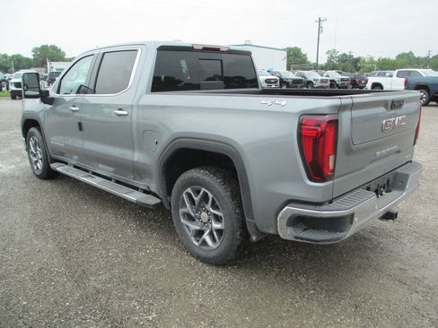 New 2026 GMC Sierra 1500 SLT w/ SLT Premium Plus Package AWD/4WD image 10