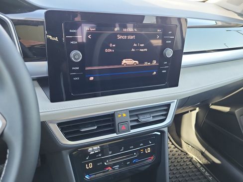 New 2025 Volkswagen Taos SE image 12