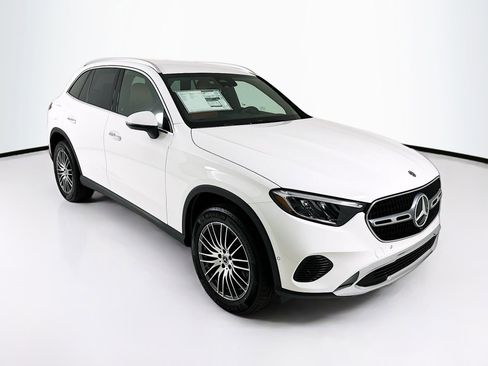 New 2026 Mercedes-Benz GLC 300 image 1
